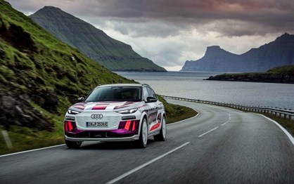 Audi estreia interior do Q6 e-tron no salão de Munique