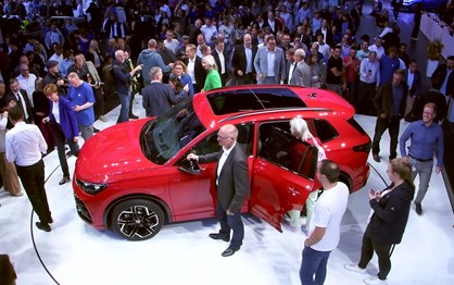 Volkswagen Tiguan ganha novo visual e eHybrid chega aos 100 km
