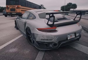 Isto vai estremecer: Porsche 911 GT2 RS às bolandas!