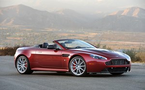 Aston Martin Vantage S - Roadster 2 portas