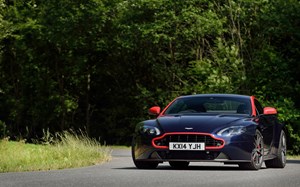 Aston Martin Vantage - Coupé 3 portas