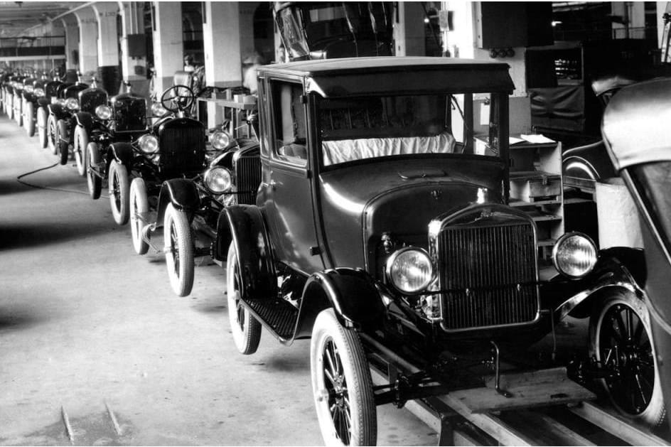 25 de Maio de 1927: Adeus ao Ford T, viva o Ford A
