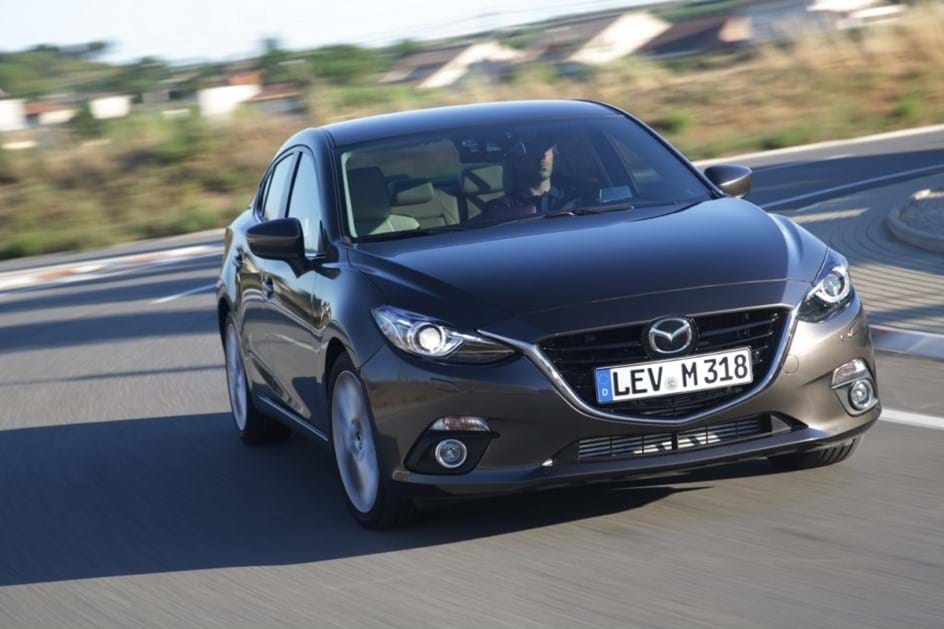 Mazda 3 спорт