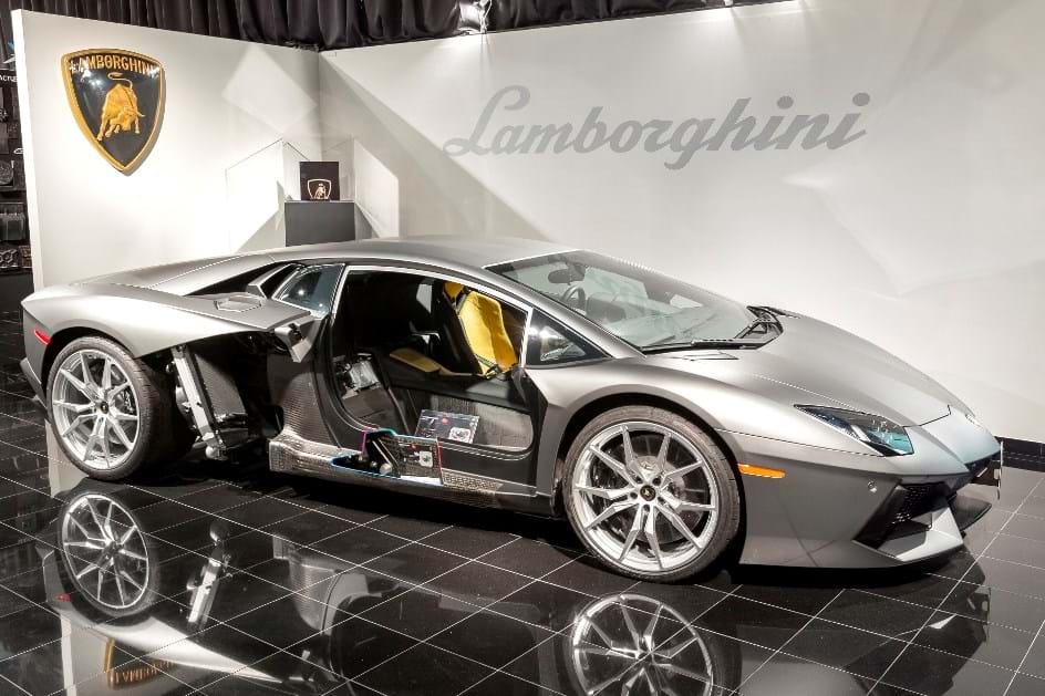 Carbono é prioridade da Lamborghini