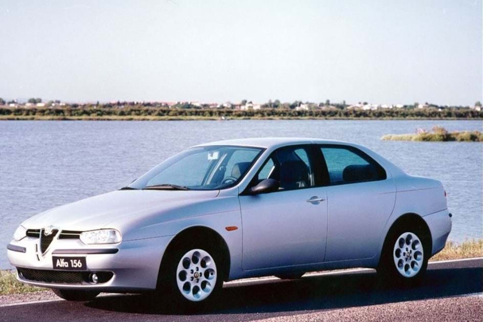 9 de Outubro de 1997: Alfa 156 de Portugal para o mundo