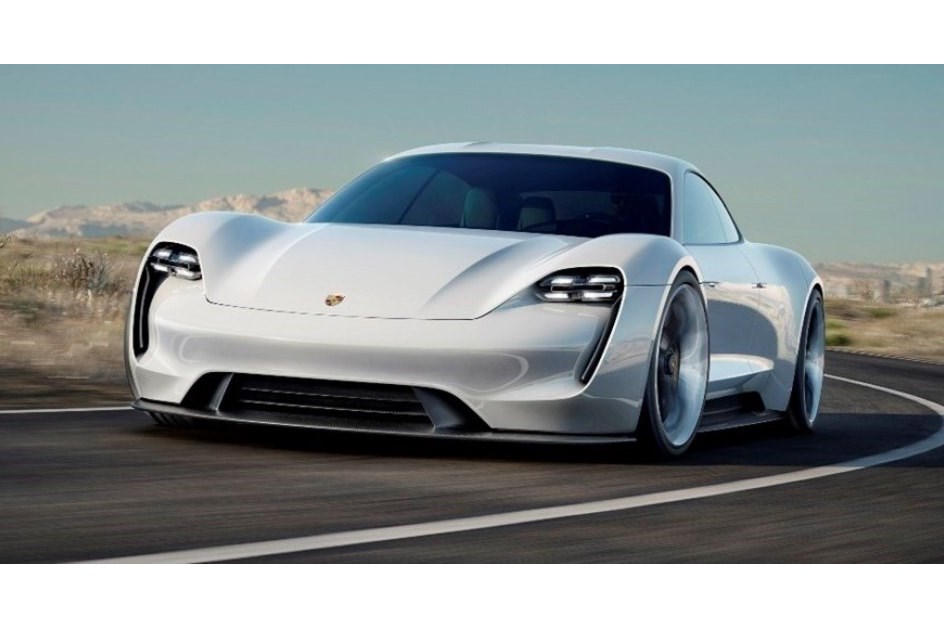 Porsche admite mais um ou dois modelos eléctricos