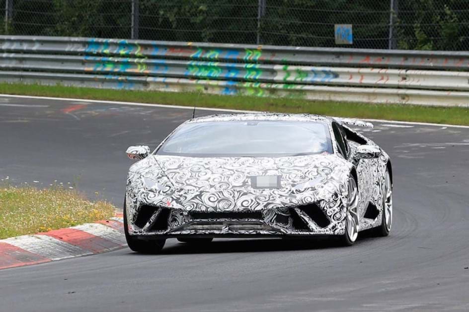 Lamborghini Huracán Superleggera “apanhado” em testes