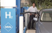 28 de Novembro de 2006: BMW Hydrogen 7 no Salão de Los Angeles