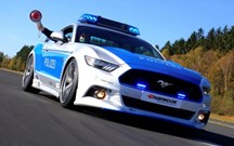 Polícia alemã mostra Mustang V8 GT