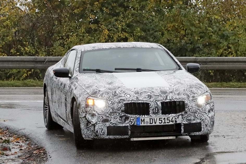 BMW continua a evoluir o futuro Série 8