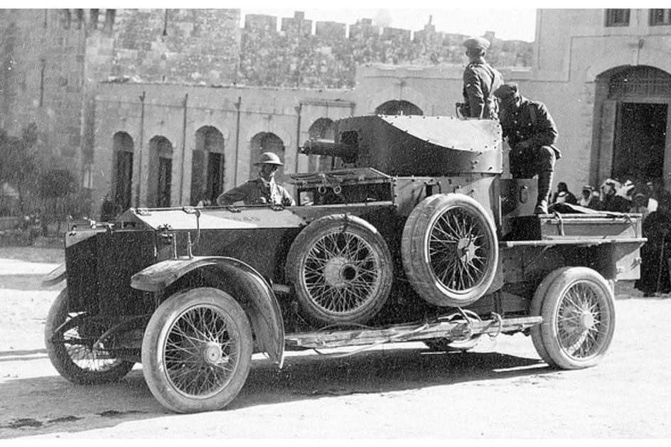 3 de Dezembro de 1914: Rolls Royce foi para a tropa