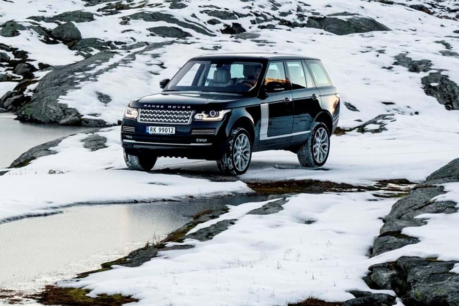 Num Range Rover, à caça das melhores imagens da Noruega