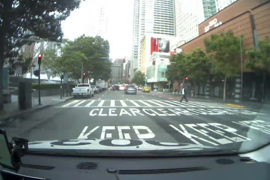 Projecto autónomo da Uber em São Francisco só durou umas horas…