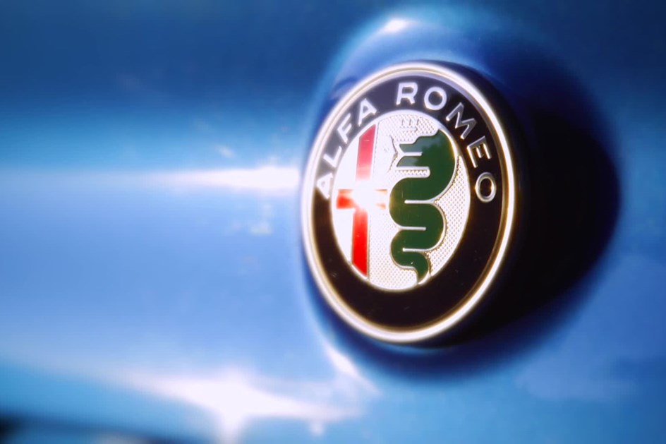 Alfa Romeo Giulia 2.0 Turbo com 350 cv em Detroit