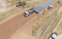 Como os australianos constroem estradas em apenas dois dias