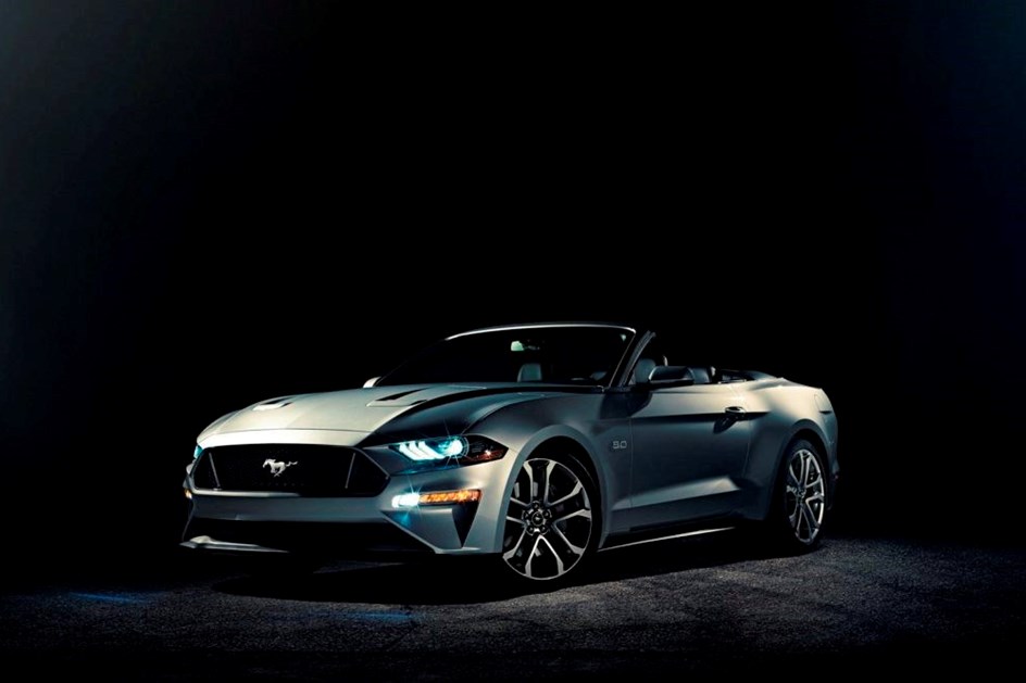 Primeiras imagens do novo Mustang Convertible
