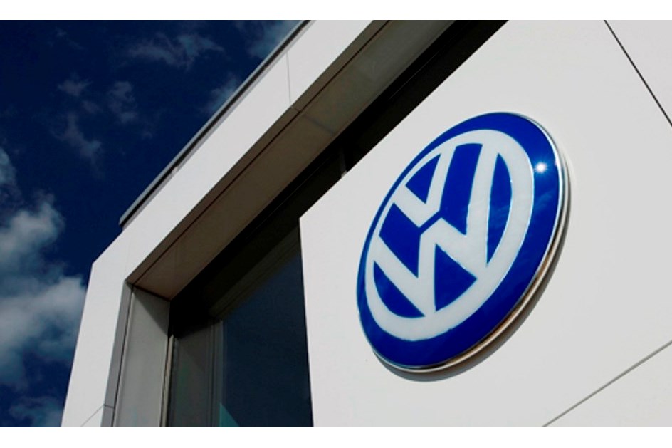 VW destrona Toyota como maior vendedor de automóveis em 2016
