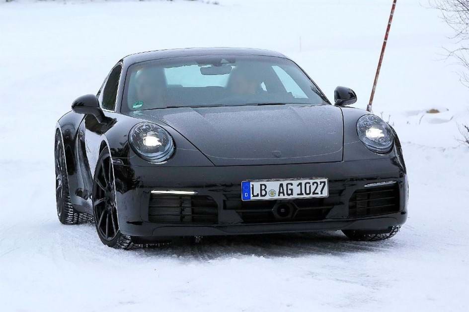 Vem aí um novo Porsche 911!