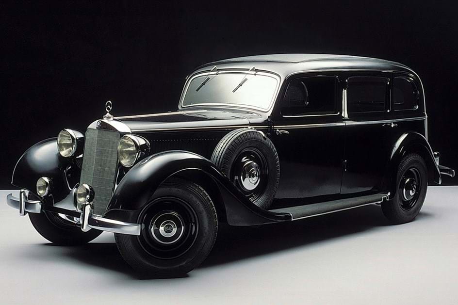 15 de Fevereiro de 1936: Mercedes apresentou o primeiro diesel de série