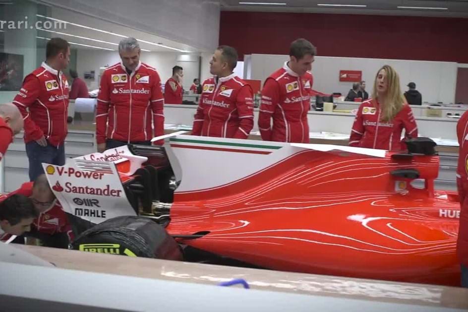 F1: A Ferrari já mostrou o carro para 2017!