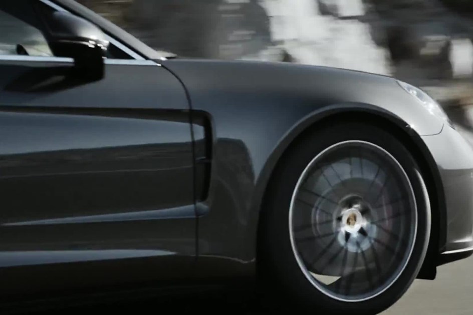 Conheça o Porsche Panamera Sport Turismo… e saiba quanto custa!
