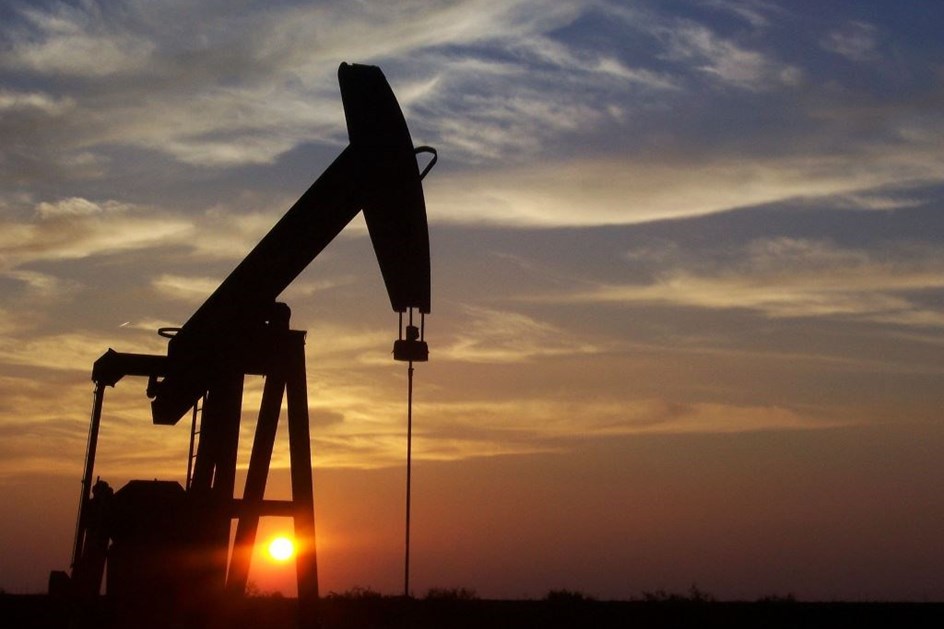 Escassez de petróleo poderá começar já em 2020, alerta estudo oficial