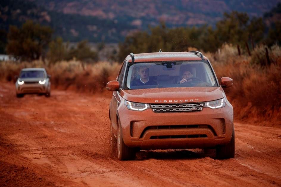Land Rover está a preparar versão mais radical do Discovery