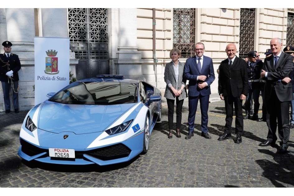 Lamborghini Huracán é a nova arma da polícia italiana - Actualidade -  Aquela Máquina