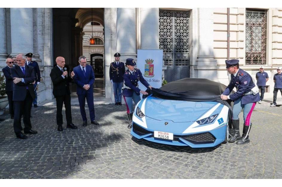 Lamborghini Huracán é a nova arma da polícia italiana - Actualidade -  Aquela Máquina