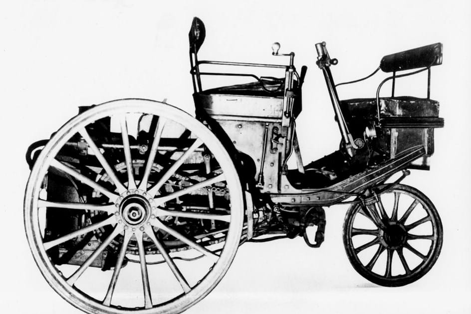 2 de Abril de 1886: fundada a Peugeot