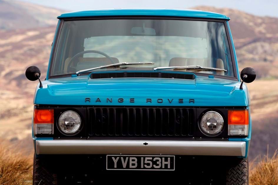 Aniversário da Land Rover celebrado nas alturas - Creative News