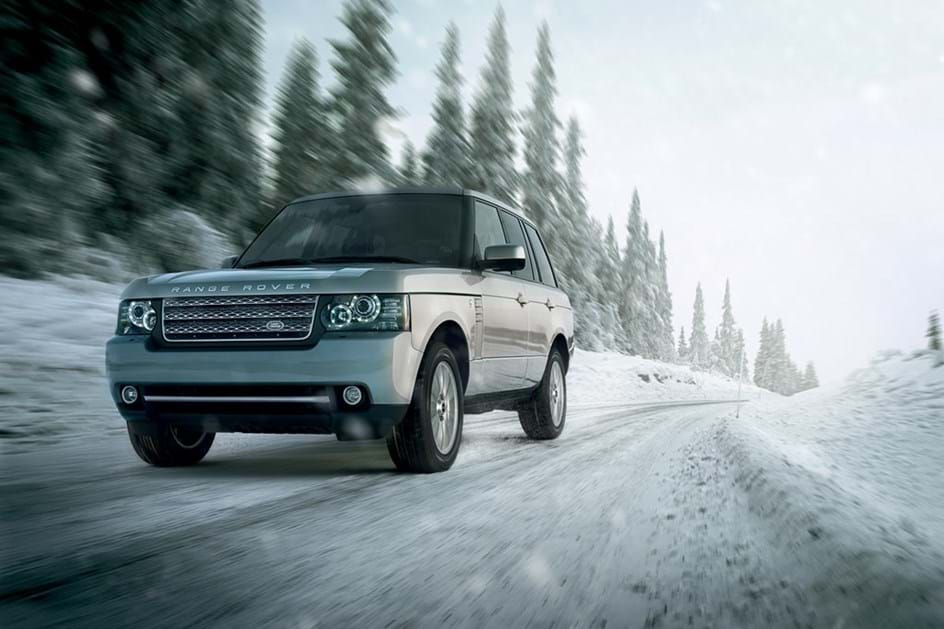 Aniversário da Land Rover celebrado nas alturas - Creative News