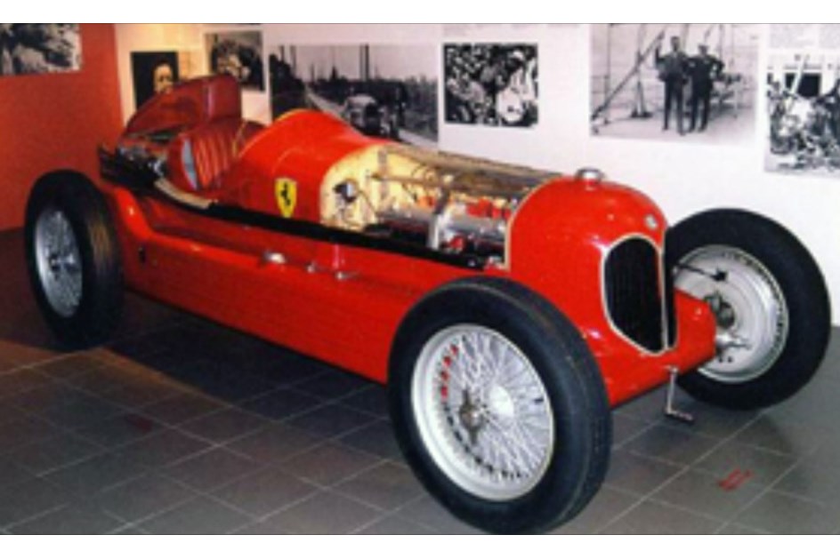 10 de Abril de 1935: Apresentado o Alfa Romeo “Bimotore” de Enzo Ferrari