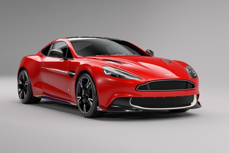 Aston Martin ao ritmo das… acrobacias aéreas!