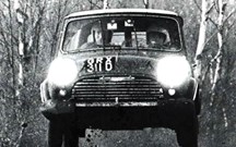 Morreu Timo Mäkinen, o "finlandês voador"