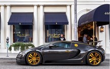 Bugatti Veyron de ouro está à venda