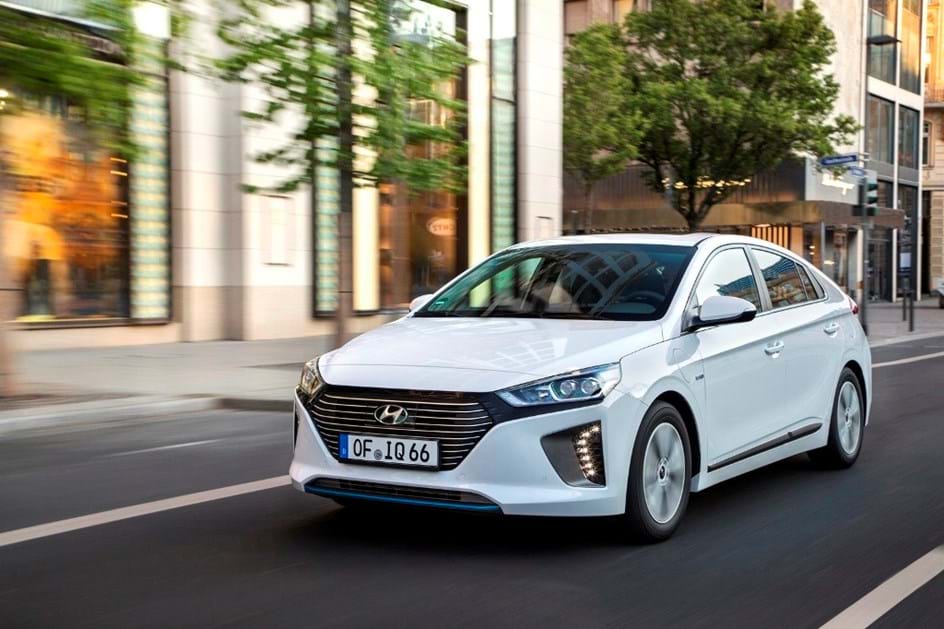 Hyundai abre encomendas do plug-in híbrido Ioniq