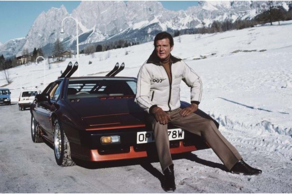 Sir Roger Moore: melhores carros como Bond