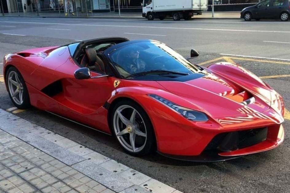 Laferrari Aperta Vale 65 Milhões No Dubai Tome Nota Aquela Máquina 8963