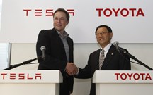 A chuva de milhões que a Tesla deu à Toyota e Mercedes!