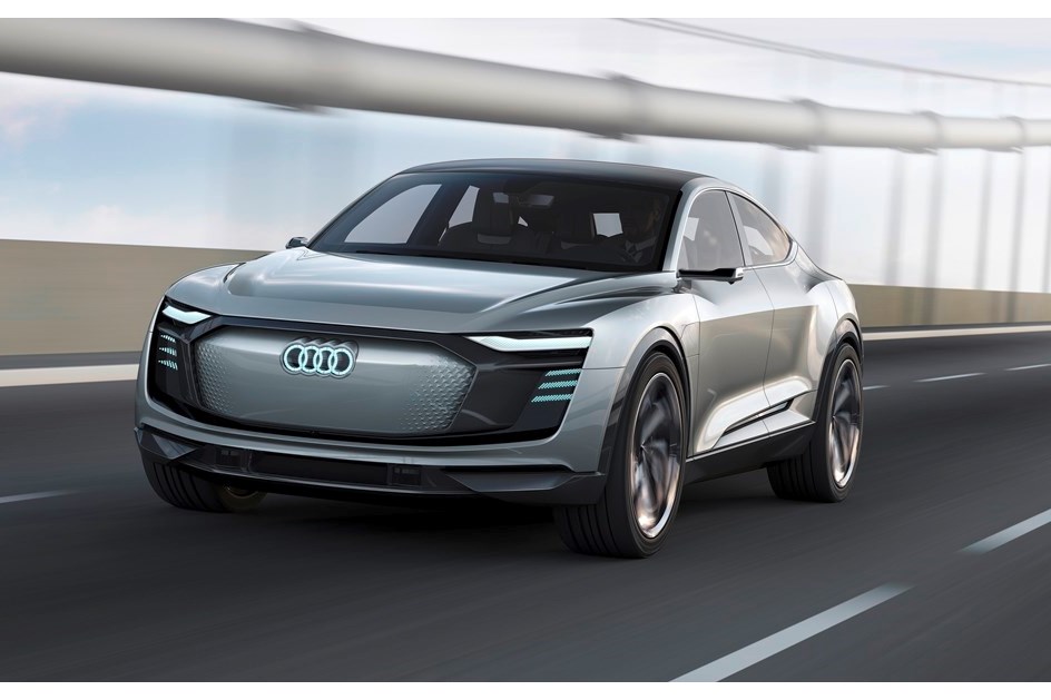 Audi promove novo eléctrico com o nome do CEO da Tesla 