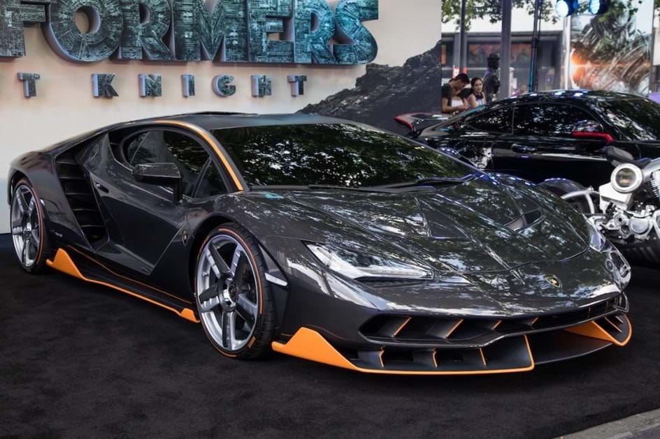 Lamborghini Centenario esteve na estreia do novo Transformers