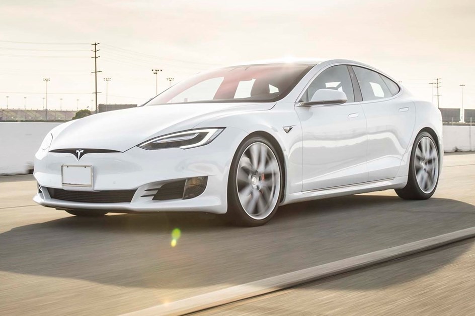Tesla Model S P100D passa os 900 km de autonomia