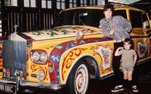 Rolls-Royce psicadélico de John Lennon está de volta!