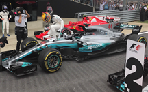 G.P. Grã-Bretanha: Hamilton vence em casa e encosta em Vettel