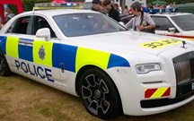 Rolls-Royce criou um Ghost Black Badge para a Polícia de Sussex