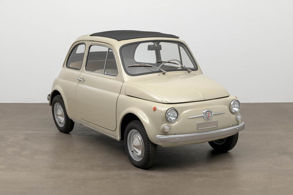 Fiat 500 torna-se peça de arte no dia do seu 60º aniversário