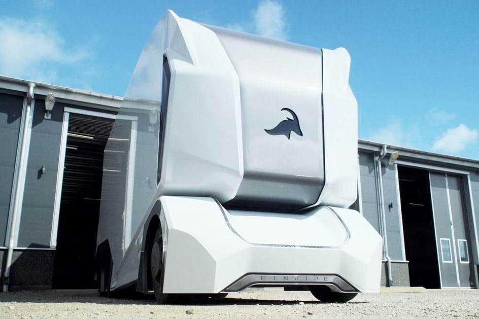 Sueca Einride mostra camião do futuro