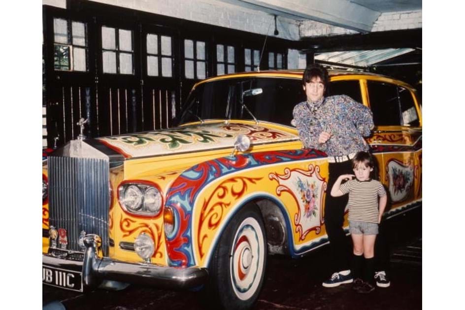 Rolls-Royce psicadélico de John Lennon está de volta!