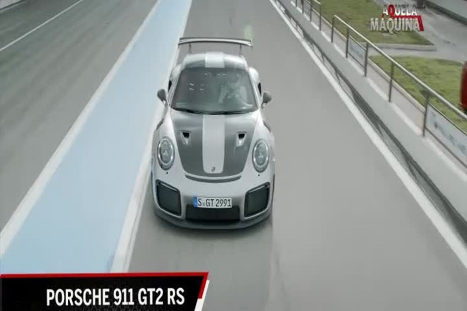 Porsche 911 GT2 RS já acelera